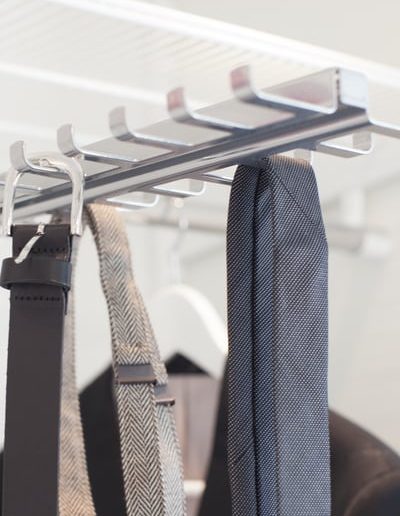 elfa shelving: pull out tie belt accessory