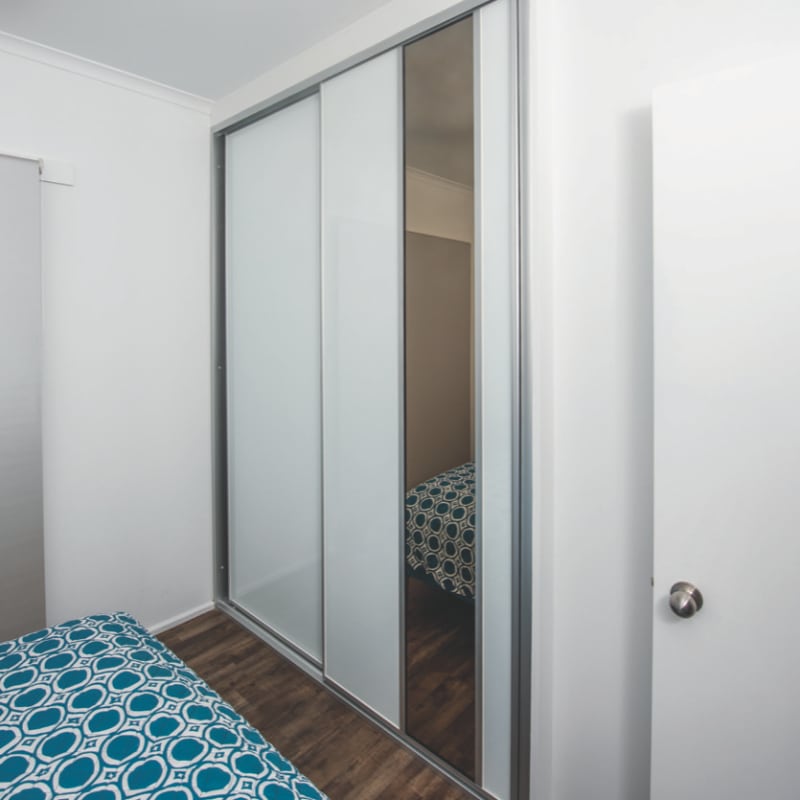 2 Door Sliding DoorsMode Door Range FormFunctionNT Custom